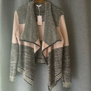 Candies Cropped Waterfall Cozy Sweater. XL. NWT!